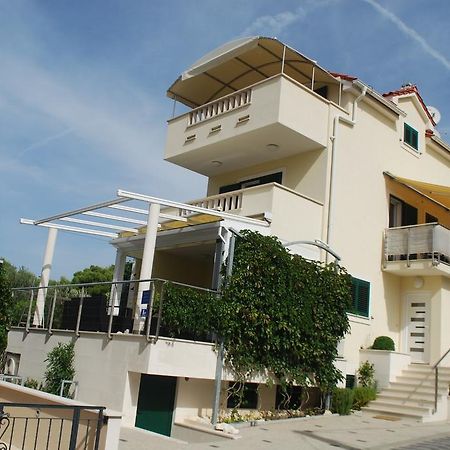 Apartments Villa Lili Lovetovo Vodice Bagian luar foto