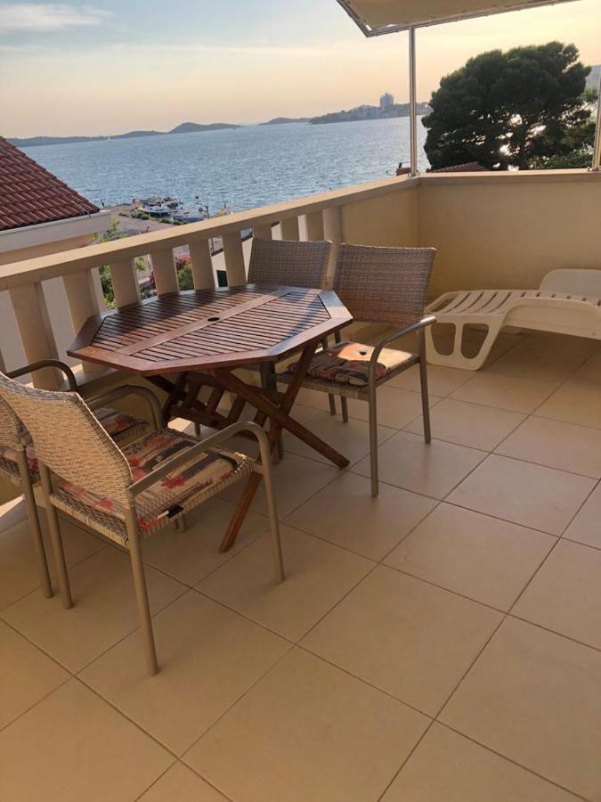 Apartments Villa Lili Lovetovo Vodice Bagian luar foto