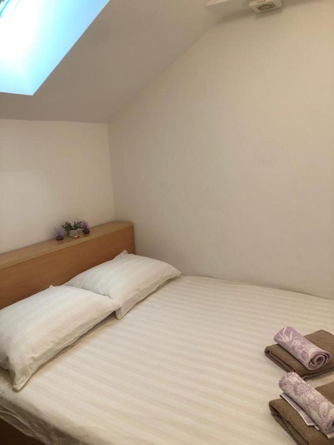 Apartments Villa Lili Lovetovo Vodice Bagian luar foto