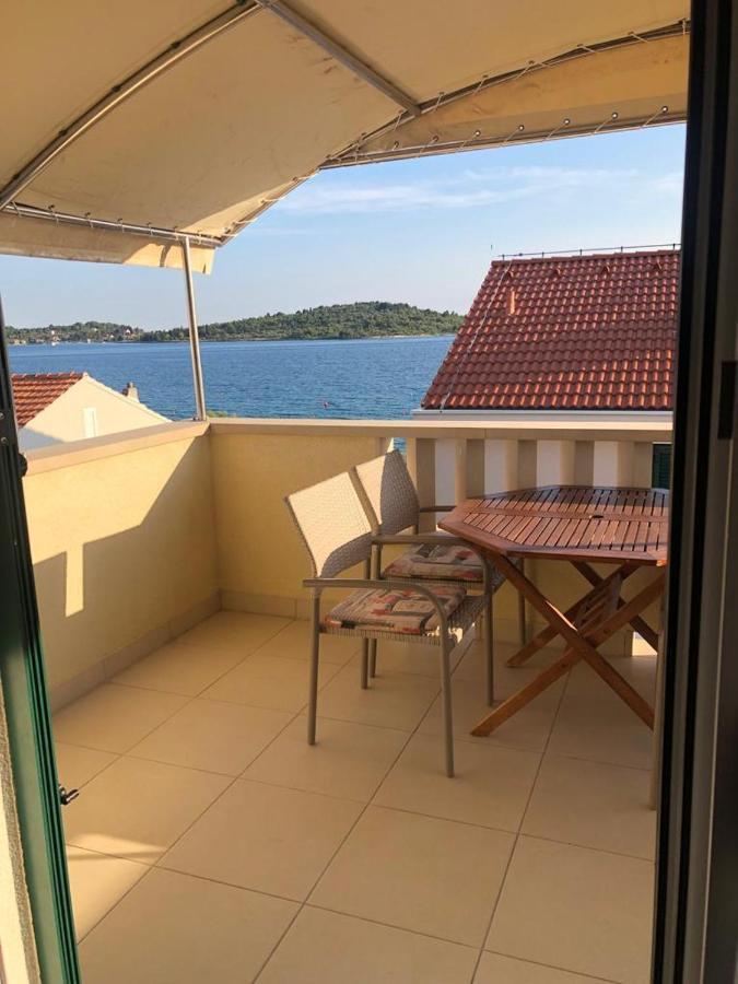 Apartments Villa Lili Lovetovo Vodice Bagian luar foto