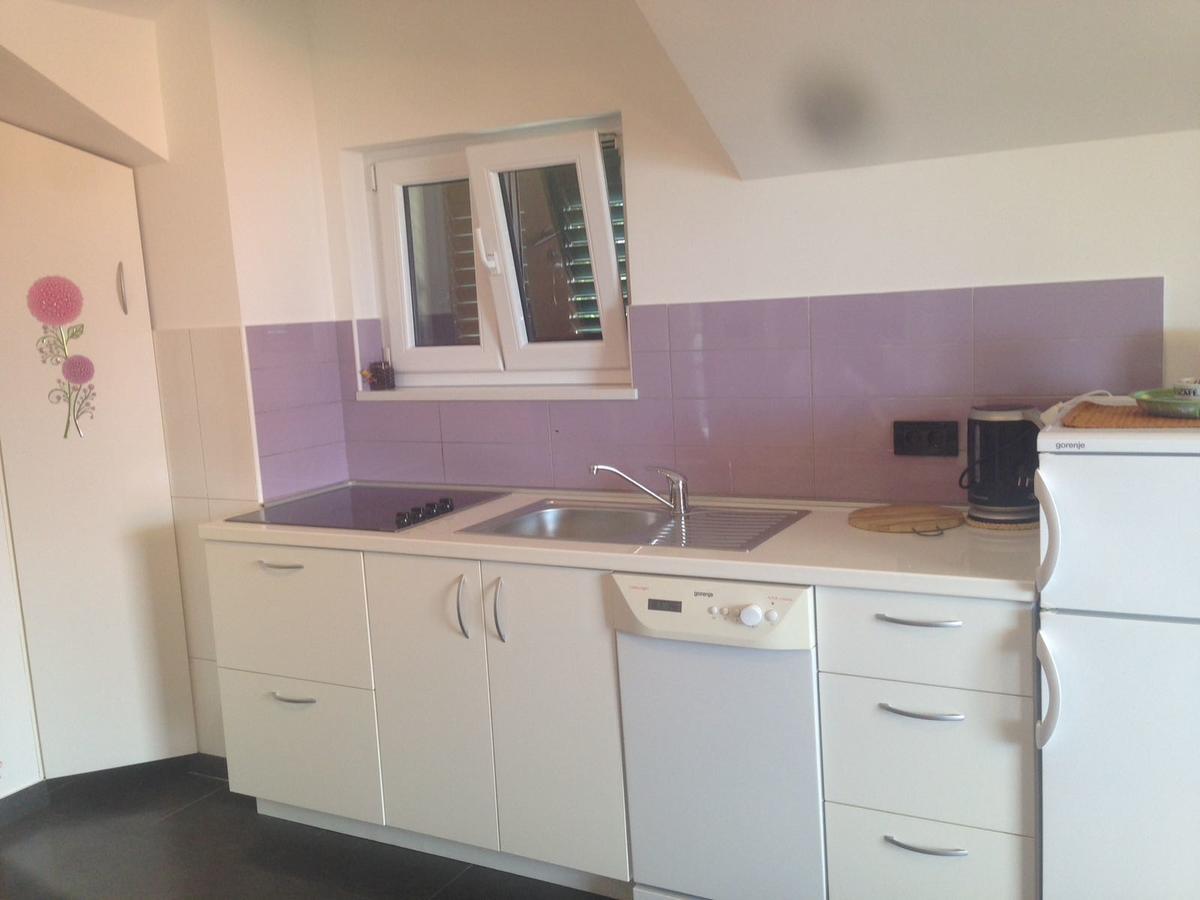 Apartments Villa Lili Lovetovo Vodice Bagian luar foto