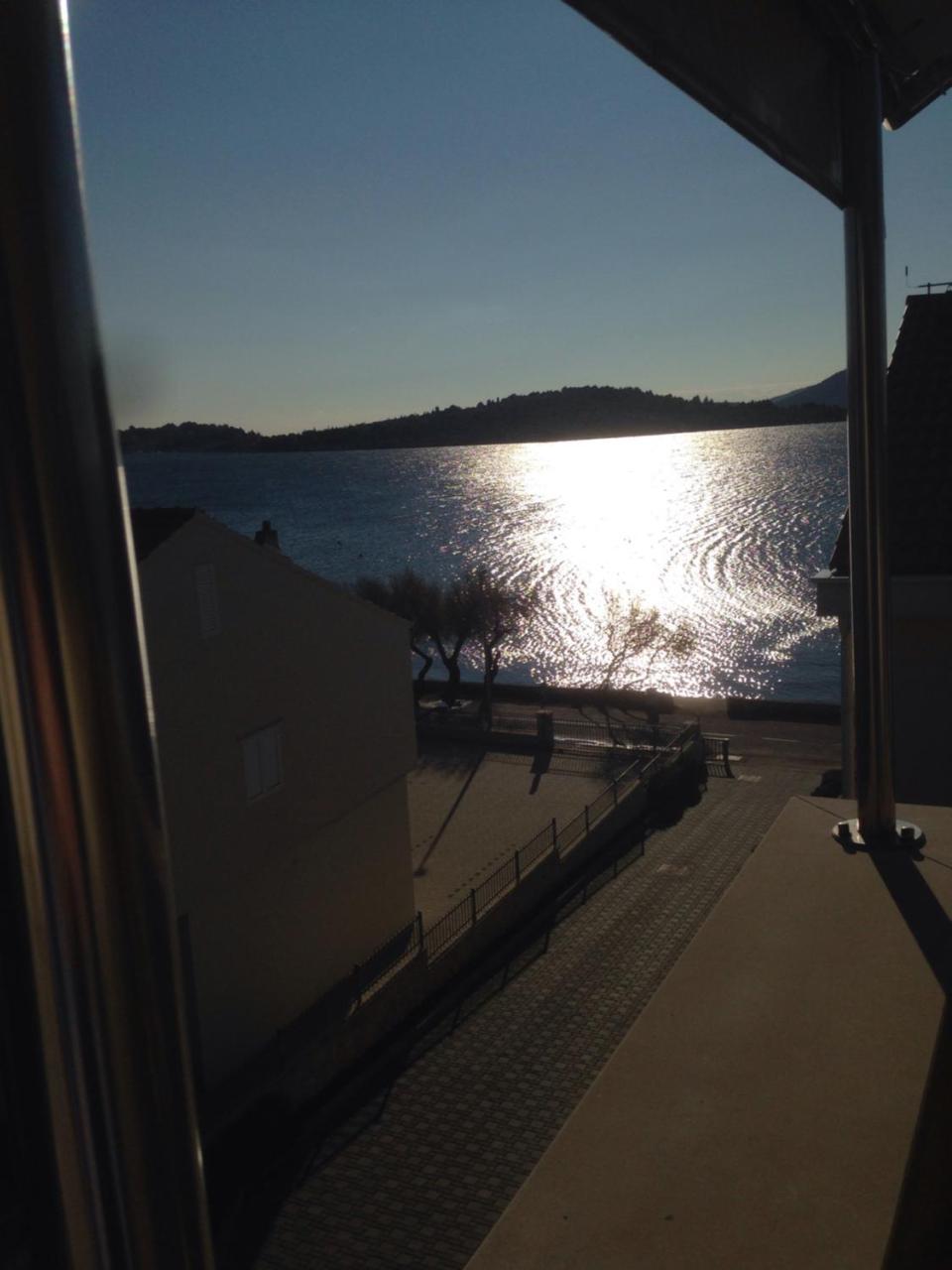 Apartments Villa Lili Lovetovo Vodice Bagian luar foto